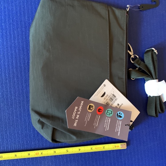 Baggalini New Shoulder Bag - Picture 4 of 4